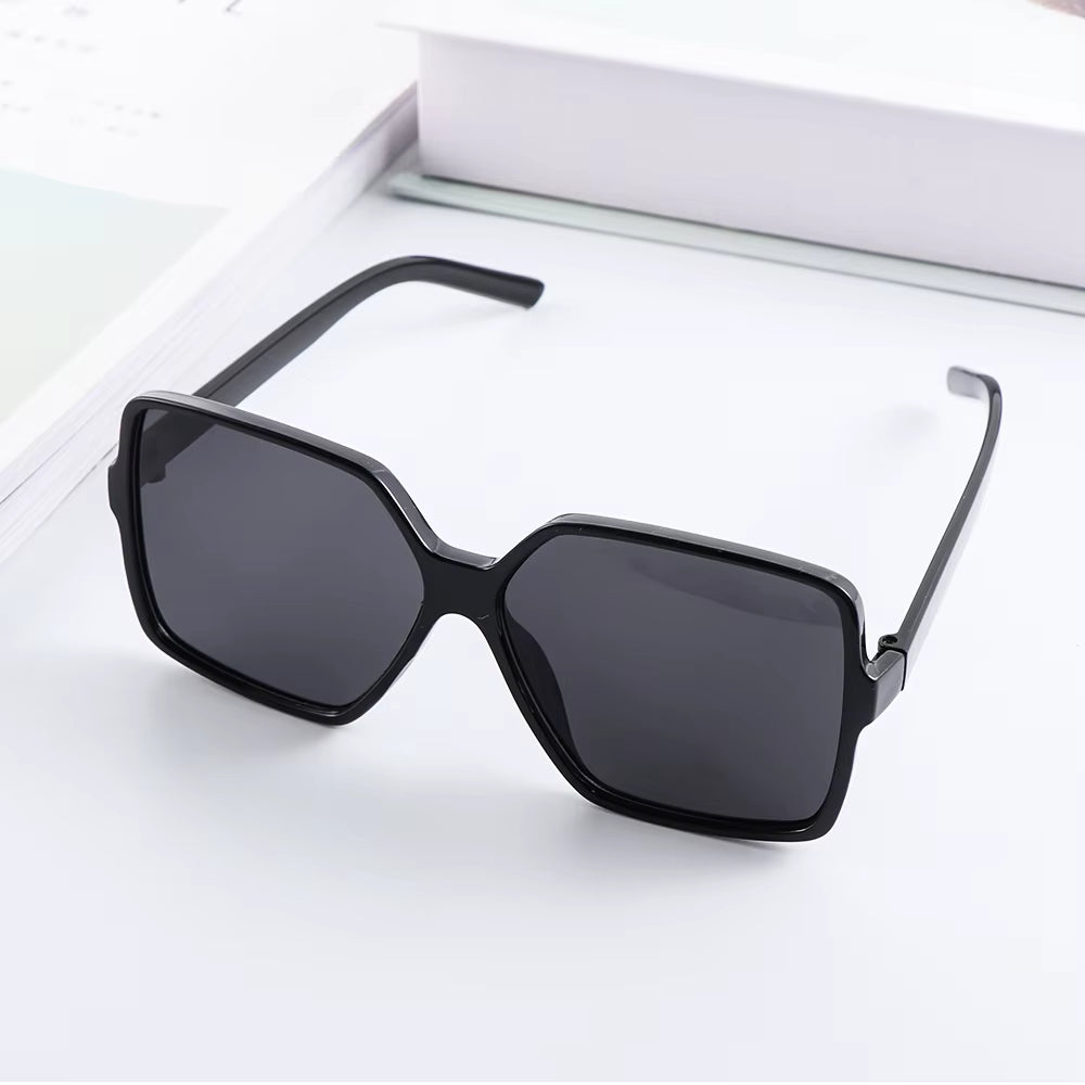 1PC Unisex Fashion Oversized Square Sunglasses Retro Big Frame Flat Top Sun Glasses Luxury Shades UV400 Protection Eyeglasses